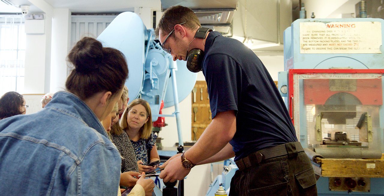 insight into newbridge silverware collections